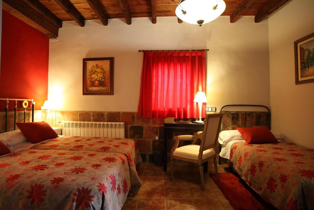 Hotel Douris Temple Soria Zimmer foto